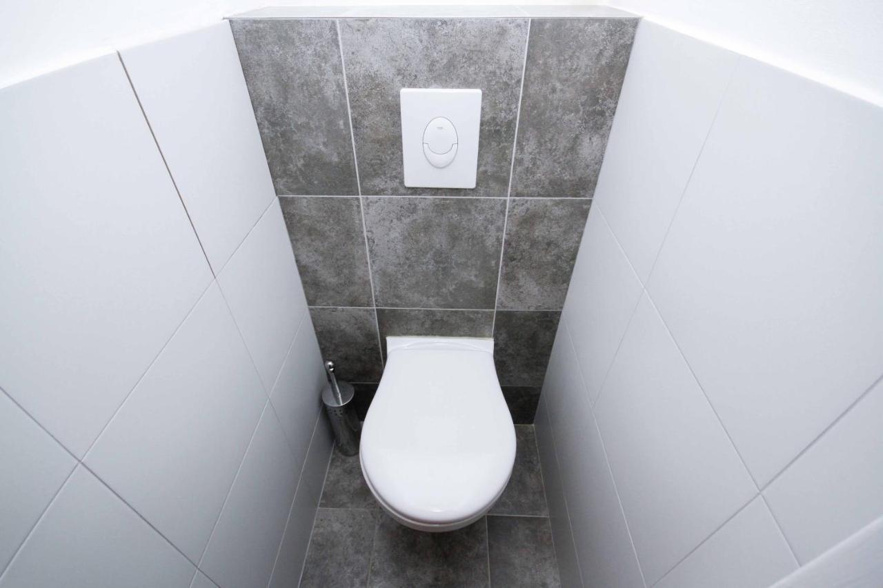Trencianska Apartment Bratislava Bagian luar foto