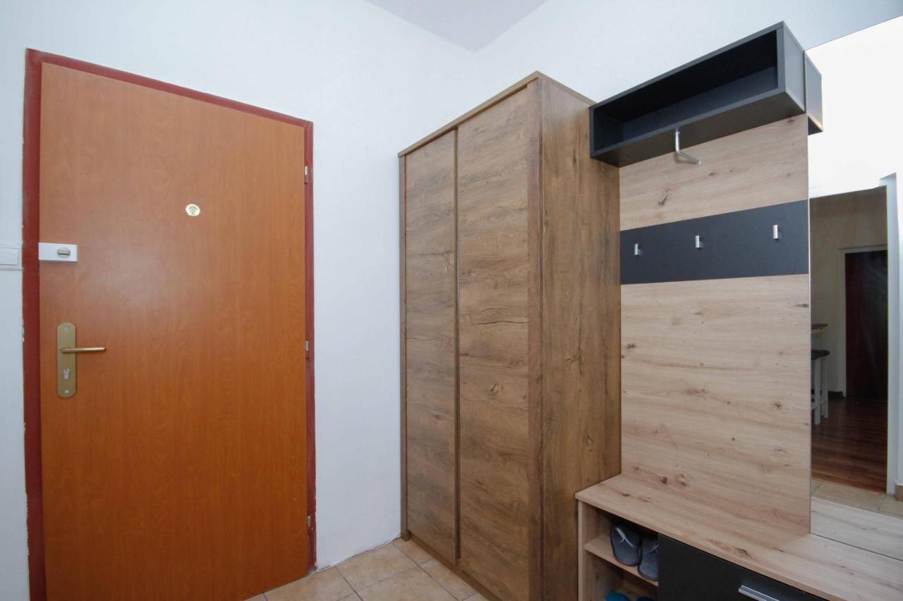 Trencianska Apartment Bratislava Bagian luar foto
